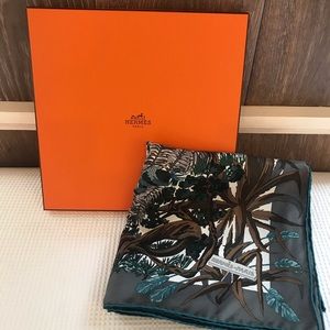 Hermès Grey Twill Silk Scarf, Jardin a Sintra